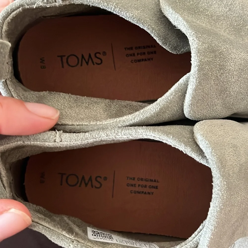 TOMS Paxton Suede Slip-on Sneakers in Vetiver Grey, Women’s Sz 8